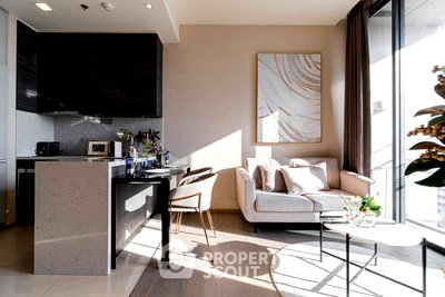 Condos for sale : High-Floor 1-BR 37 Sqm The Esse Asoke Near MRT Sukhumvit (ID 450710)