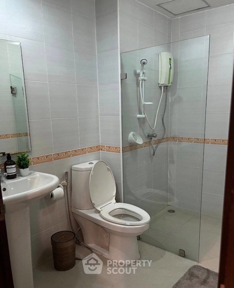 picture 2-BR Condo For Rent At Le Cosi Ekamai 28, ARL Ramkhamhaeng (ID 3082000) - 10/10