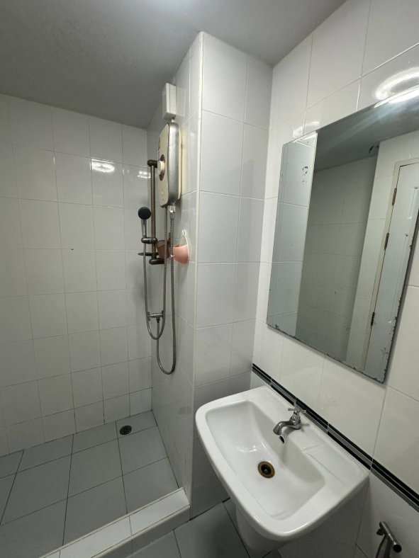picture The Avenue Spring for rent the best price. - 8/11