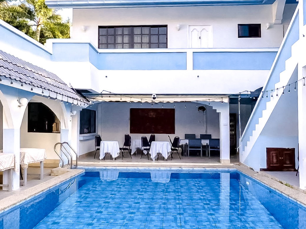 รูป Pool Villa for Sale in South Pattaya Ideal Rental Investment - รูปที่ 1/14