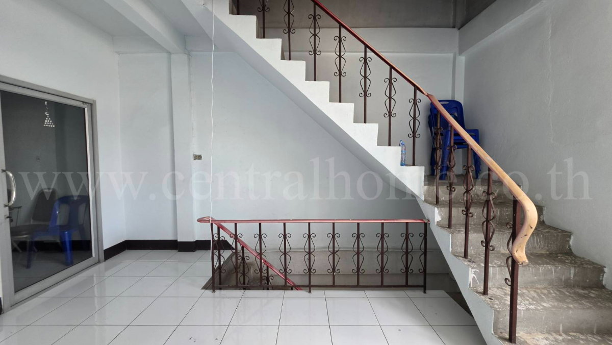 รูป อาคารพาณิชย์ 4.5 ชั้น ติดถนนลาดพร้าว หน้าซอยลาดพร้าว 72 ขายพร้อมผู้เช่าระยะยาว - รูปที่ 32/35