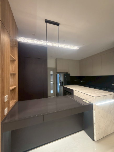 picture Ultra Luxury Detached House | MALTON | 544 Sq.m. | Move-in Ready - 12/35