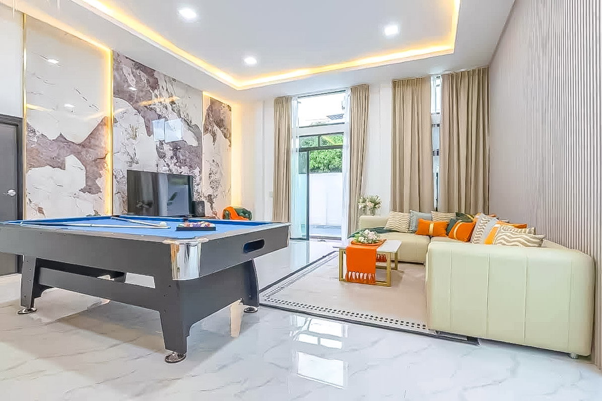 picture Luxury Pool Villa for Sale Thappraya South Pattaya 3Bedroom - 3/11