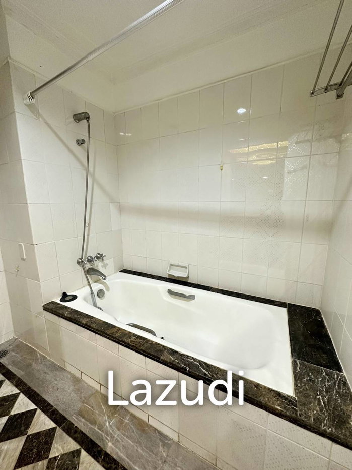 picture 3 bedroom 2 bathroom condo 128.94 sqm. at Baan Chao Praya for rent - 17/18