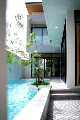 Houses for sale Muang Phuket Phuket : 3 Bedroom Villa for sale in Rawai, Phuket  6578527