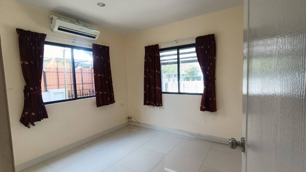 รูป 🏡✨ ให้เช่าบ้านเดี่ยว — iLeaf Park วงแหวน–รังสิตคลอง 4 บ้านหลังใหญ่ พื้นที่เยอะ จอดรถได้หลายคัน - รูปที่ 3/16