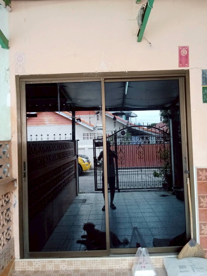 รูป บ้านชั้นเดียว พร้อมอยู่ ทำเลบางนา กม.13 เพียง 1.5 ล้านบาท | เจ้าของขายเอง ไม่มีค่านายหน้า - รูปที่ 3/8