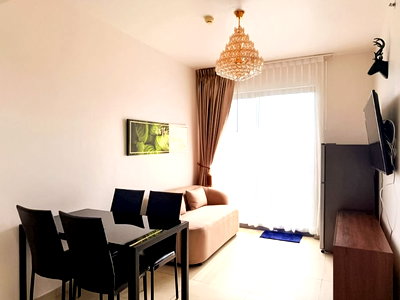 Condos for rent : Unixx South Pattaya 1 Bedroom Condo for Rent Mountain View