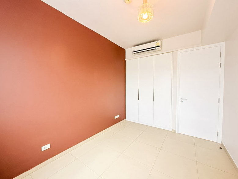 picture Unixx South Pattaya 1 BR Condo for Sale Pool & Mountain View - 5/9