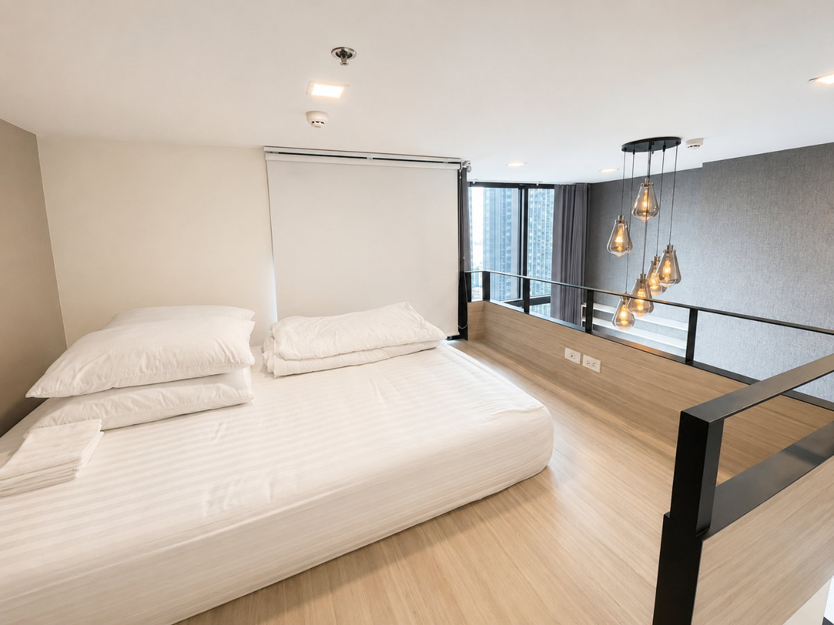รูป ใกล้ MRT Rama 9🏙️(For Rent/ให้เช่า) Chewathai Residence Asoke 💵 23,000 THB (Duplex - Loft, 37 sqm) ชีวาทัย เรสซิเดนซ์ อโศก - รูปที่ 3/11