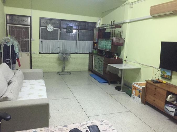 ให้เช่าทาวน์โฮม 3 ห้องนอน 170 ตร.ม. 22 ตร.ว. เขตดินแดง