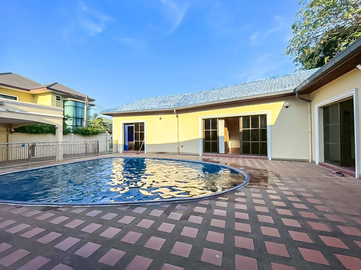 รูป Pool Villa for Sale Noen Plub Wan East Pattaya 5 Bedroom - รูปที่ 13/15