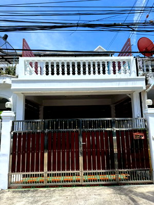 Townhouses for rent Bangna Commercial College : For Rent Townhouse Sukhumvit103 Udomsuk