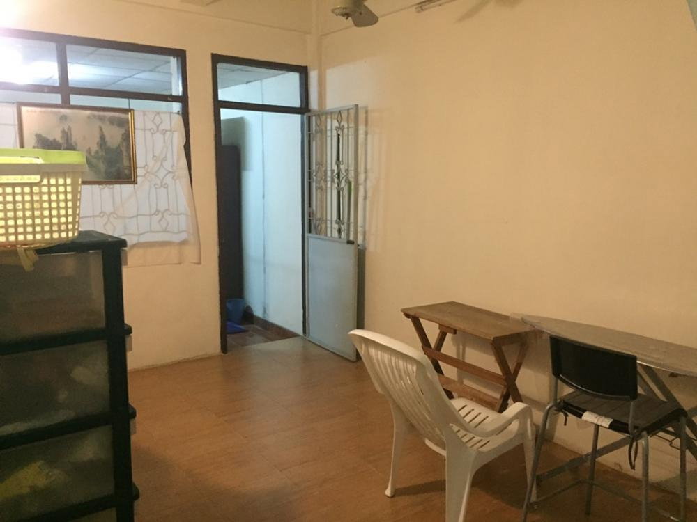 รูป 🏡✨ ให้เช่าทาวน์โฮม 3 ชั้น รีโนเวทใหม่ ใกล้ MRT รัชดาภิเษก เพียง 400 เมตร 📍 ลาดพร้าว 26 – รัชดา 19 – วิภาวดี 16 (โชคชัยร่วมมิตร) - รูปที่ 3/15