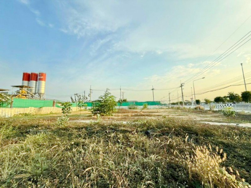 รูป วัดทองสะอาด 1.92กม. วงแหวน คลองพระอุดม ลาดหลุมแก้ว ปทุมธานี ให้เช่าที่ดินถมแล้ว 1 -2 ไร่ครึ่ง ติดถนนกาญจนาภิเษก 400ตร.ว. 1,600ตร.ม - รูปที่ 5/8