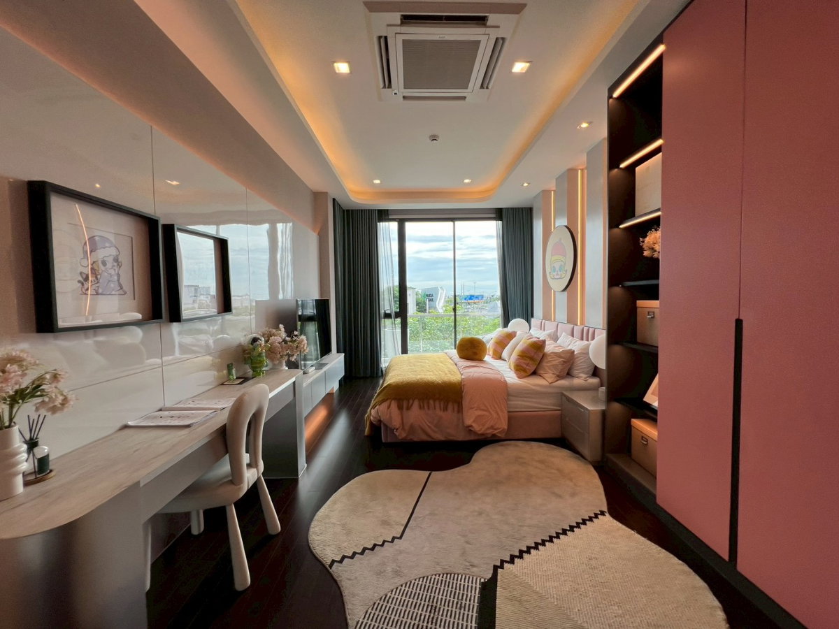 รูป บ้านเดี่ยวระดับ Ultra Luxury 3 ชั้น พร้อมลิฟต์ส่วนตัว บนทำเลศักยภาพ กรุงเทพกรีฑา ที่ออกแบบมาเพื่อการใช้ชีวิตเหนือระดับ พร้อมความเป็นส่วนตัวในทุกมิติ - รูปที่ 33/33
