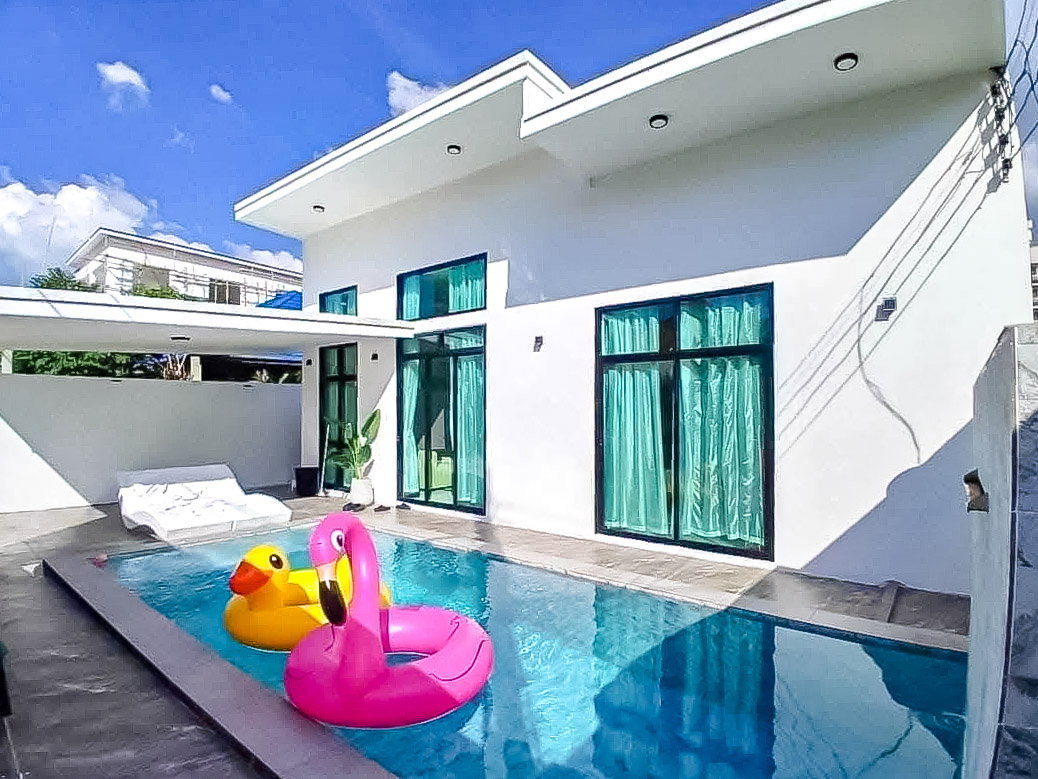 picture Luxury Pool Villa for Sale Thappraya South Pattaya 3Bedroom - 11/11