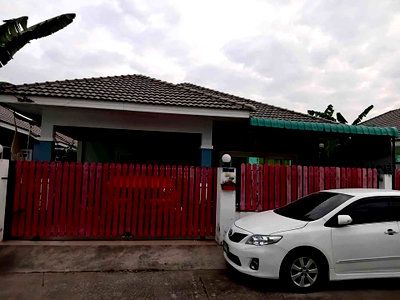 Houses for sale Bang Lamung Chonburi : Single House for Sale Huay Yai Pattaya Near Sukhumvit Road