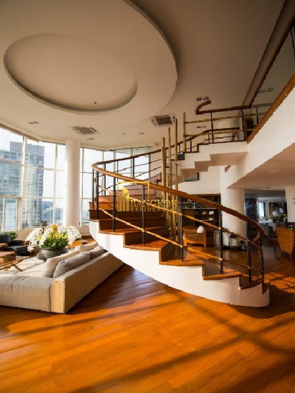 รูป Moon Tower | Magnificent 5 Bed Penthouse Condo For Sale in Ekkamai - BR11244CD - รูปที่ 4/31