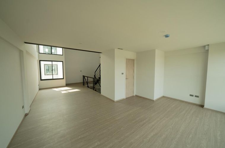 3-bed home office for rent, 22 sq wah, Saphan Sung
