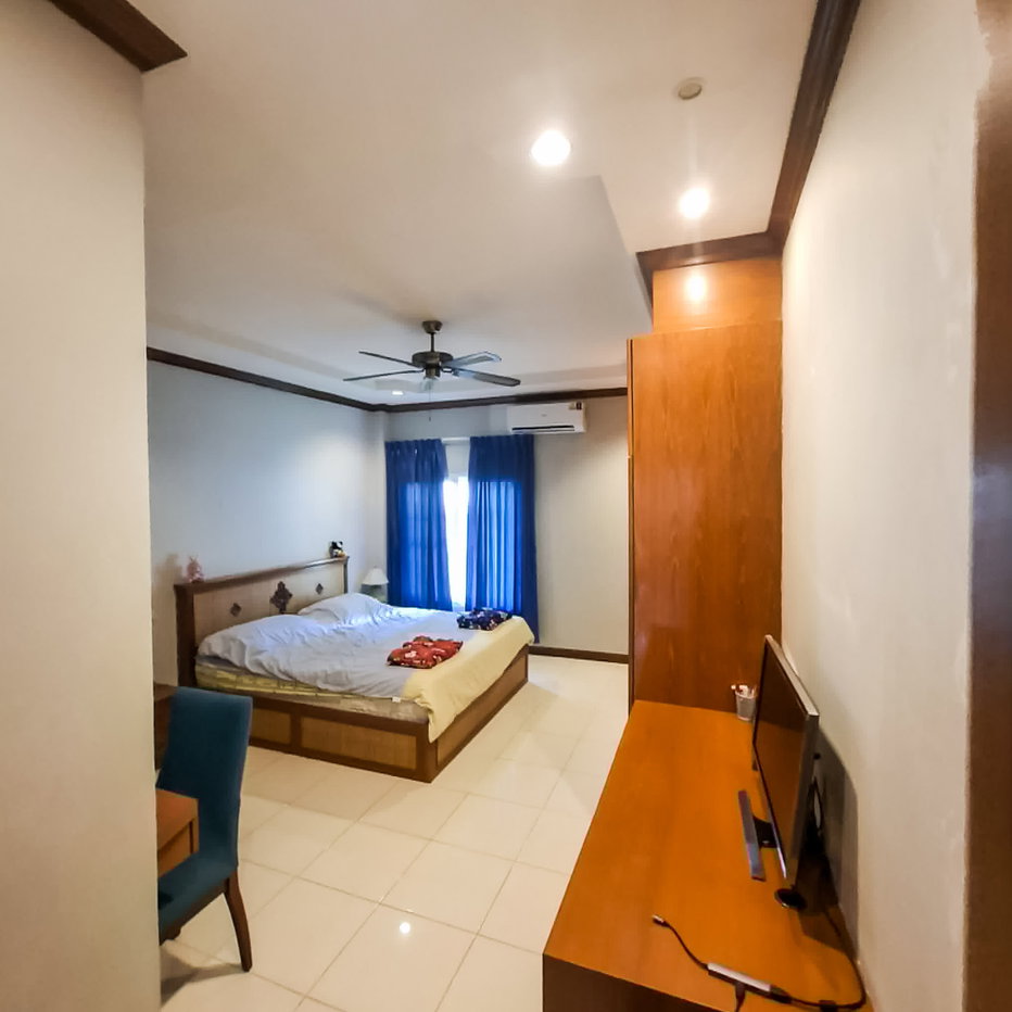 picture Pool Villa for Sale Pratumnak Pattaya Near Thappraya Road - 10/14