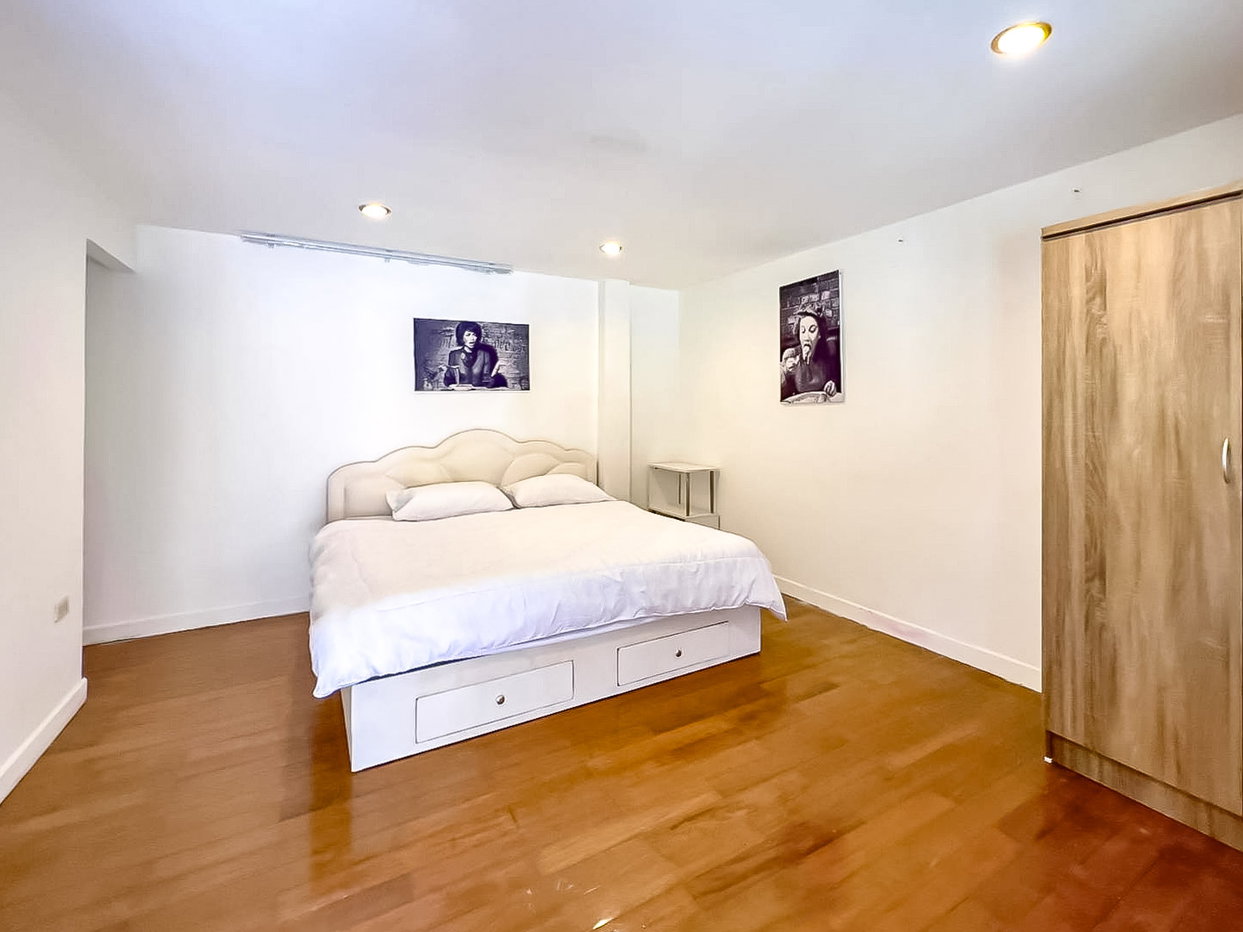 รูป Pool Villa for Sale in South Pattaya Ideal Rental Investment - รูปที่ 9/14