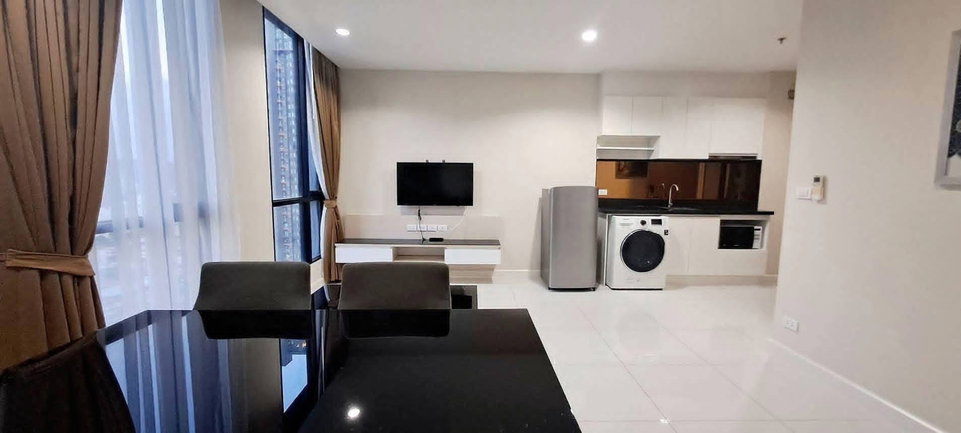 picture 🔥Urgent Rent Up Ekkamai near BTS Ekkamai  - 3/10