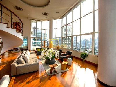 Condos for sale : Moon Tower | Magnificent 5 Bed Penthouse Condo For Sale in Ekkamai - BR11244CD