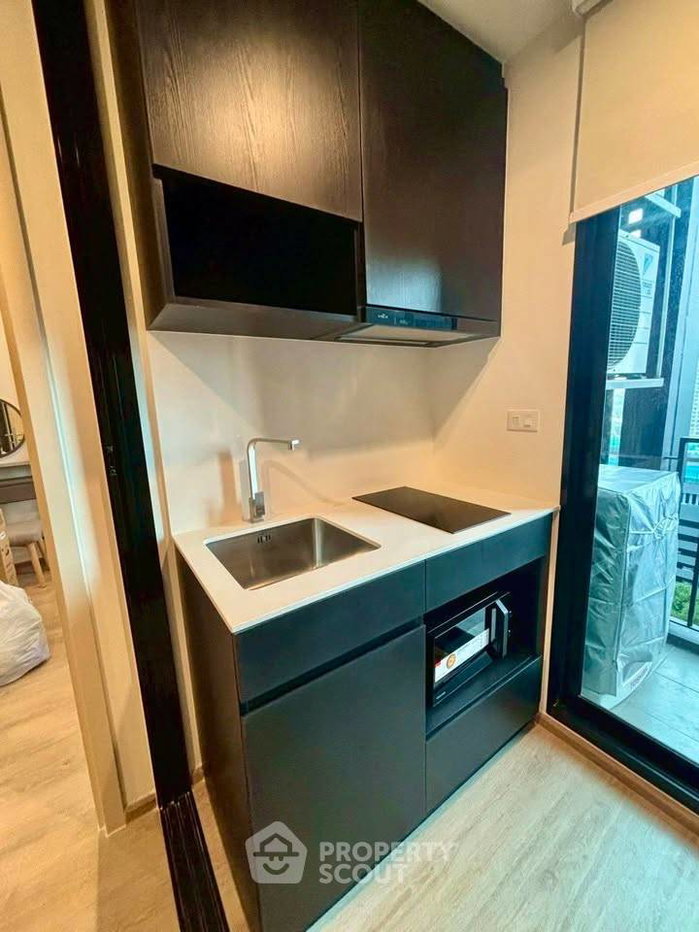 picture High-Floor 1-BR 30 Sqm At Nue District R9, 200m to MRT Phra Ram 9 (ID 3082935) - 7/8