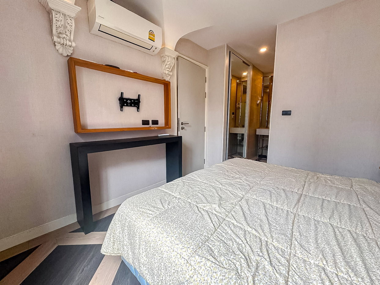 picture Espana Condo Resort Pattaya for Sale 1 Bedroom Pool View - 6/10