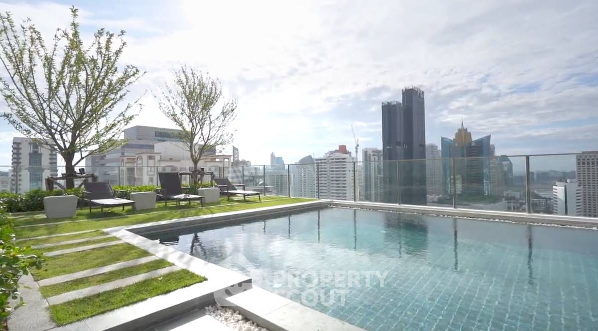 picture 24th-Floor 2-Bedroom Condo at Noble Recole Sukhumvit 19, 400m to MRT Sukhumvit (ID 3082417) - 1/8