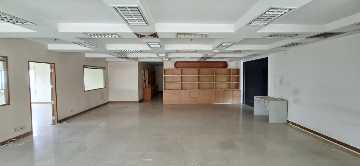 รูป ขายออฟฟิศ CTI Tower: ทำเลทองใจกลางอโศก - รูปที่ 11/12