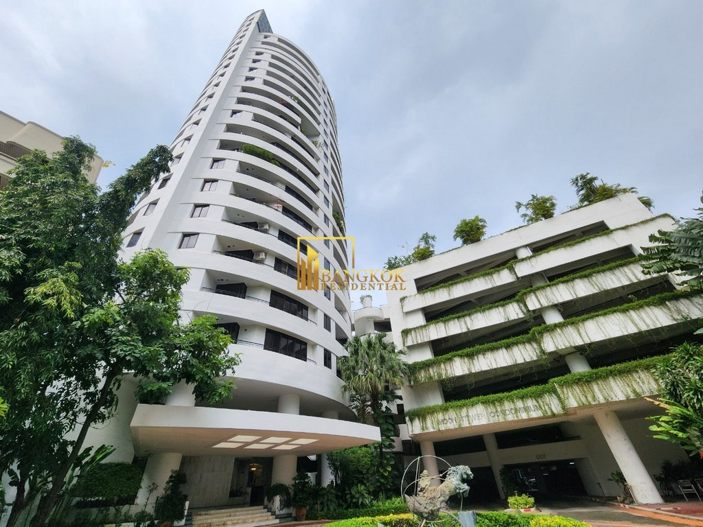 รูป Moon Tower | Magnificent 5 Bed Penthouse Condo For Sale in Ekkamai - BR11244CD - รูปที่ 31/31