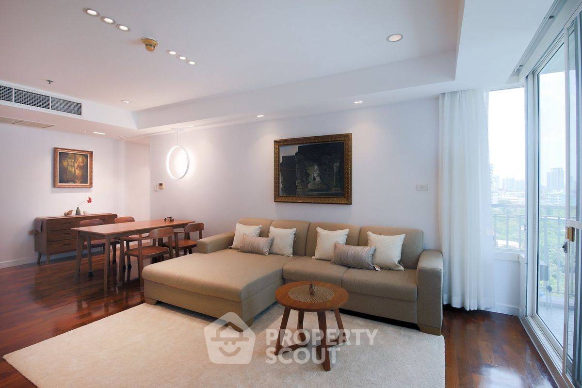 picture 2-BR Condo For Rent At Baan Siri 24, 80000 THB | 8th-Floor Near BTS Phrom Phong (ID 2229579) - 19/20