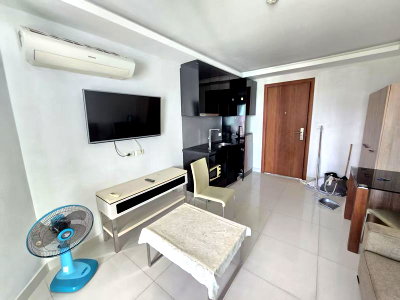 Condos for sale : ⛵ Club Royal ⛵ Foreinger quota / Pool view / 6F / 1bedroom for quick sale彡