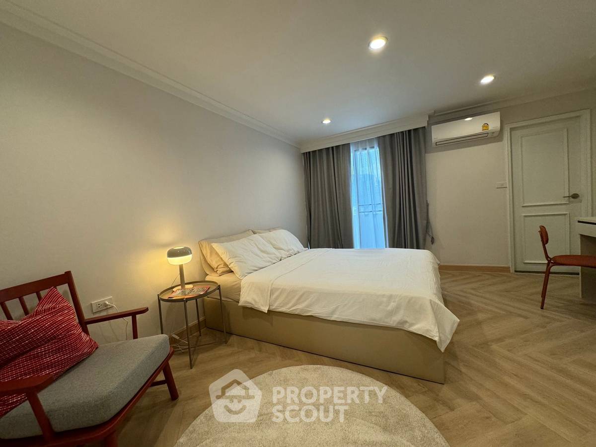 รูป คอนโด 3-ห้องนอน ที่ รีเจ้นท์ ออน เดอะ พาร์ค2 (สุขุมวิท 61) คอนโดมิเนียม ใกล้ BTS ทองหล่อ (ID 3083147) - รูปที่ 7/17