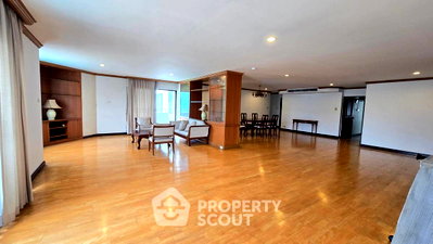 ขายคอนโด : คอนโด 4-ห้องนอน ที่ เหลียงการ์เด้น ใน ช่องนนทรี (ID 3083014)