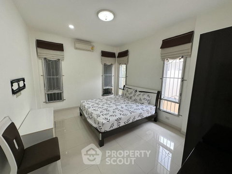 3-BR House For Sale, Chokchai Village 10, Pattaya Near Nong Prue (ID 3083144)