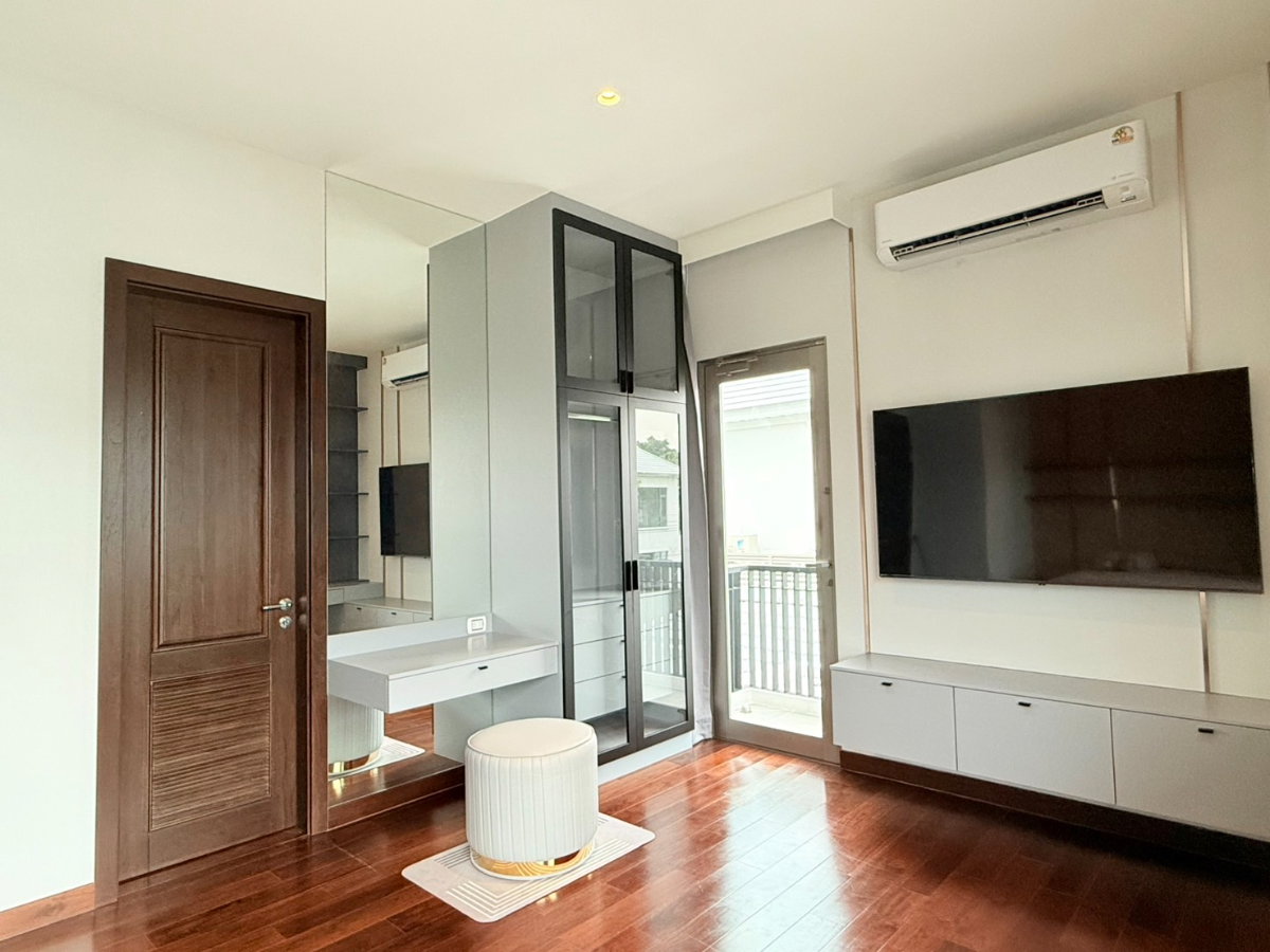 รูป ให้เช่า Perfect Masterpiece Sukhumvit 77 (137 ตร.ว.) 4 นอน 6 น้ำ ติดโรบินสันลาดกระบัง - รูปที่ 12/46