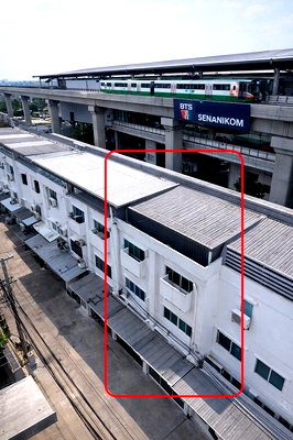 Shophouses for rent วิทยาลัยพยาบาลทหารอากาศ : Lat Yao Chatuchak 400 sq m. 32 sq m. BTS Ratchayothin Soi Phahonyothin 31-39 Commercial building for rent, 4 floors, 2 units, near BTS Senanikom 310