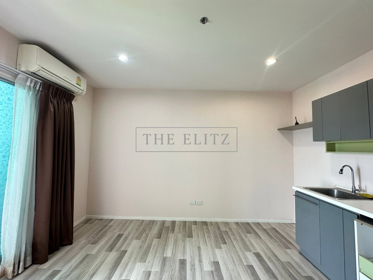 picture ✨RARE FIND! Flawlessly Renovated Modern Living Space – 100% Move-in Ready with Zero Fixes Needed ✨ - 3/24