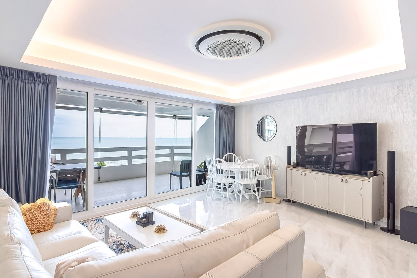 รูป Grand Condotel Pattaya for Sale 1 Bedroom Sea View - รูปที่ 2/16