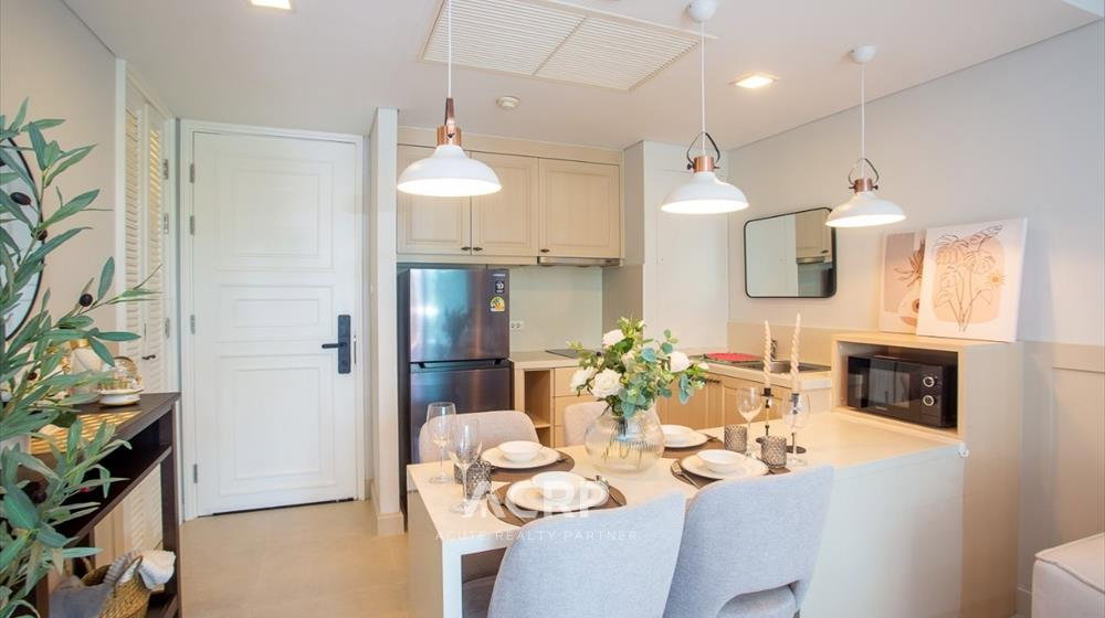 picture Beachfront condo for sale, Hua Hin, Marrakesh Residence. ref no. 00159462 - 6/14