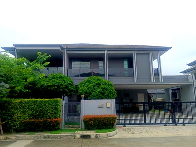 เช่าบ้านเดี่ยว กรุงเทพมหานคร : Setthasiri KRUNGTHEPKREETHA พร้อมอยู่  ตำแหน่งใกล้คลับเฮ้าส์