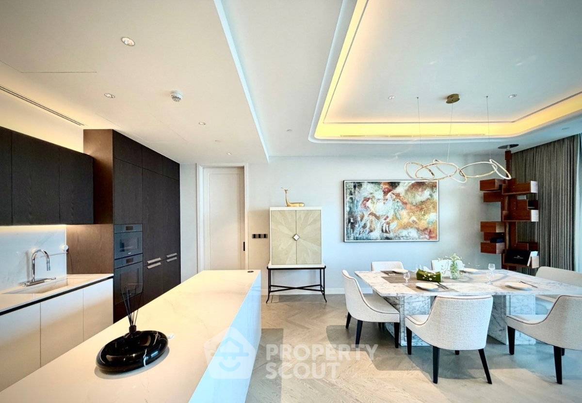 picture High-Floor 3-BR 218 Sqm One 89 Wireless, 200m to MRT Lumphini (ID 3079167) - 4/13