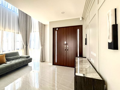 Houses for sale Bang Lamung Chonburi : Luxury House for Sale Nong Pla Lai East Pattaya 4Bedroom