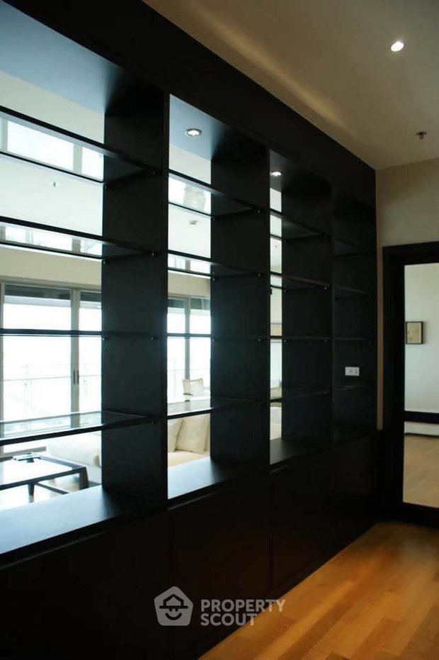 picture High-Floor 3-BR 230 Sqm At The Madison, 200m To BTS Phrom Phong (ID 3082621) - 17/23