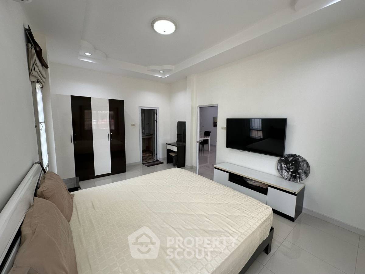 รูป ขายบ้าน 3 ห้องนอน โครงการโชคชัยวิลเลจ 10 ใกล้หนองปรือ พัทยา (ID 3083144) - รูปที่ 12/17