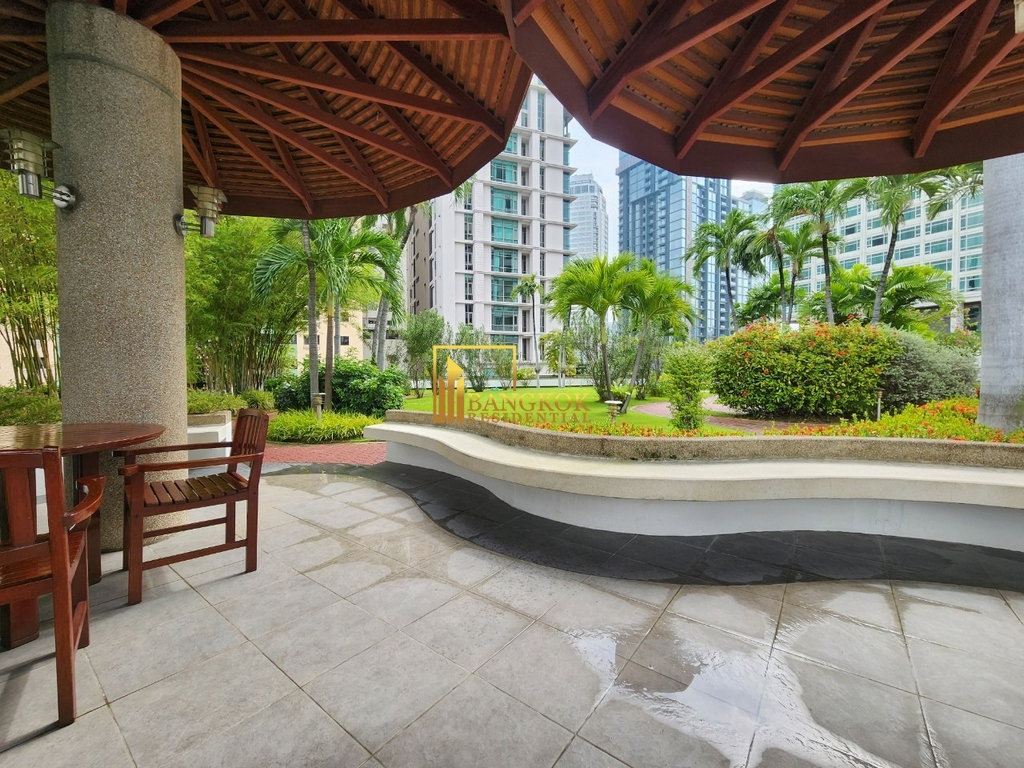 รูป Moon Tower | Magnificent 5 Bed Penthouse Condo For Sale in Ekkamai - BR11244CD - รูปที่ 23/31