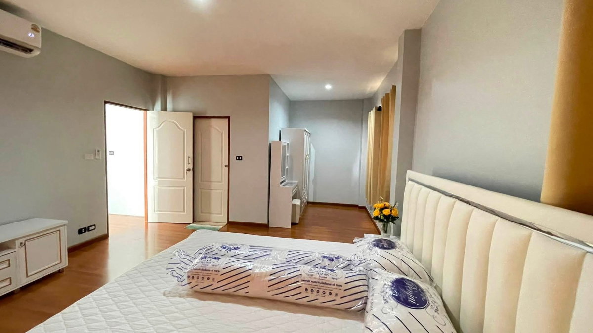 รูป 🏡 ปล่อยเช่า / ขาย บ้านเดี่ยวหลังมุม หมู่บ้านลลิล เดอะ ยัง เอ็กซ์คลูซีฟ อ่อนนุช–วงแหวนฯ–สุวรรณภูมิ 4 ห้องนอน 3 ห้องน้ำ - รูปที่ 11/12